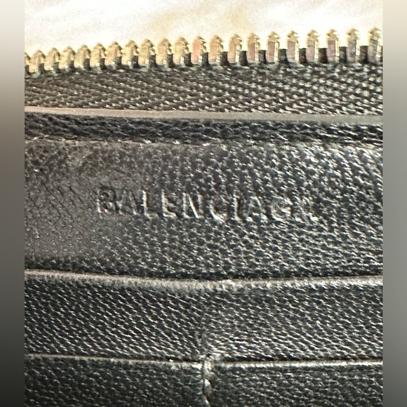 💯Authentic Balenciaga Black Leather Wallet🍀 - Picture 12 of 16